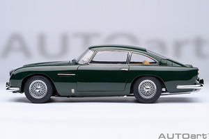 ASTON MARTIN DB5 (British Racing Green)