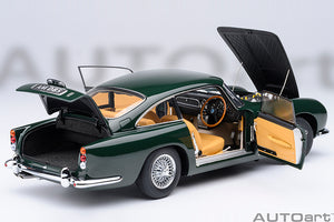 ASTON MARTIN DB5 (British Racing Green)