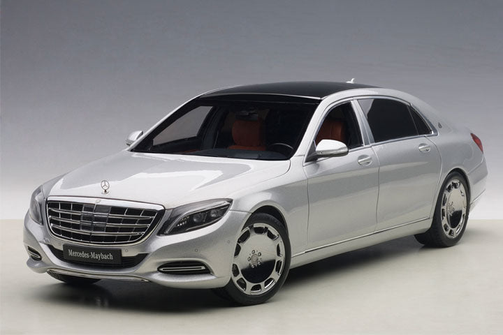 MERCEDES-MAYBACH S600 (Silver)