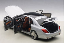 Load image into Gallery viewer, MERCEDES-MAYBACH S600 (Silver)