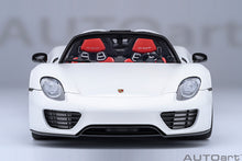 Load image into Gallery viewer, PORSCHE 918 SPYDER, Weissach Package (White / Red interior)