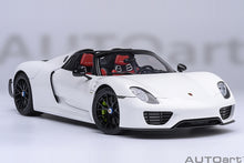 Load image into Gallery viewer, PORSCHE 918 SPYDER, Weissach Package (White / Red interior)