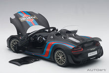 Load image into Gallery viewer, PORSCHE 918 SPYDER Weissach Package (Martini Livery)