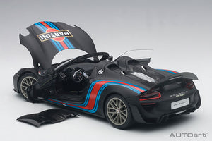 PORSCHE 918 SPYDER Weissach Package (Martini Livery)