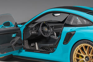 PORSCHE 911 (991.2) GT2 RS, Weissach Package (Miami Blue)