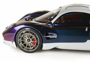 PAGANI UTOPIA (Camaleonte e Argento Metallizato)