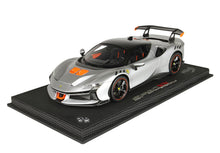 Load image into Gallery viewer, FERRARI SF90 XX STRADALE (Bianco Italia metallizzato e arancio flash)