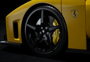 FERRARI F80 (Carbon Wheels) (Giallo Modena)