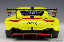 Load image into Gallery viewer, ASTON MARTIN VANTAGE GTE LE MANS PRO 2018 PRESENTATION CAR (GREEN WITH STRIPES/A) *sealed body composite*